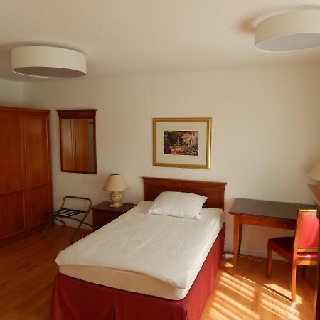 Free Apartment - Bei Der Markthalle Reutlingen Kültér fotó